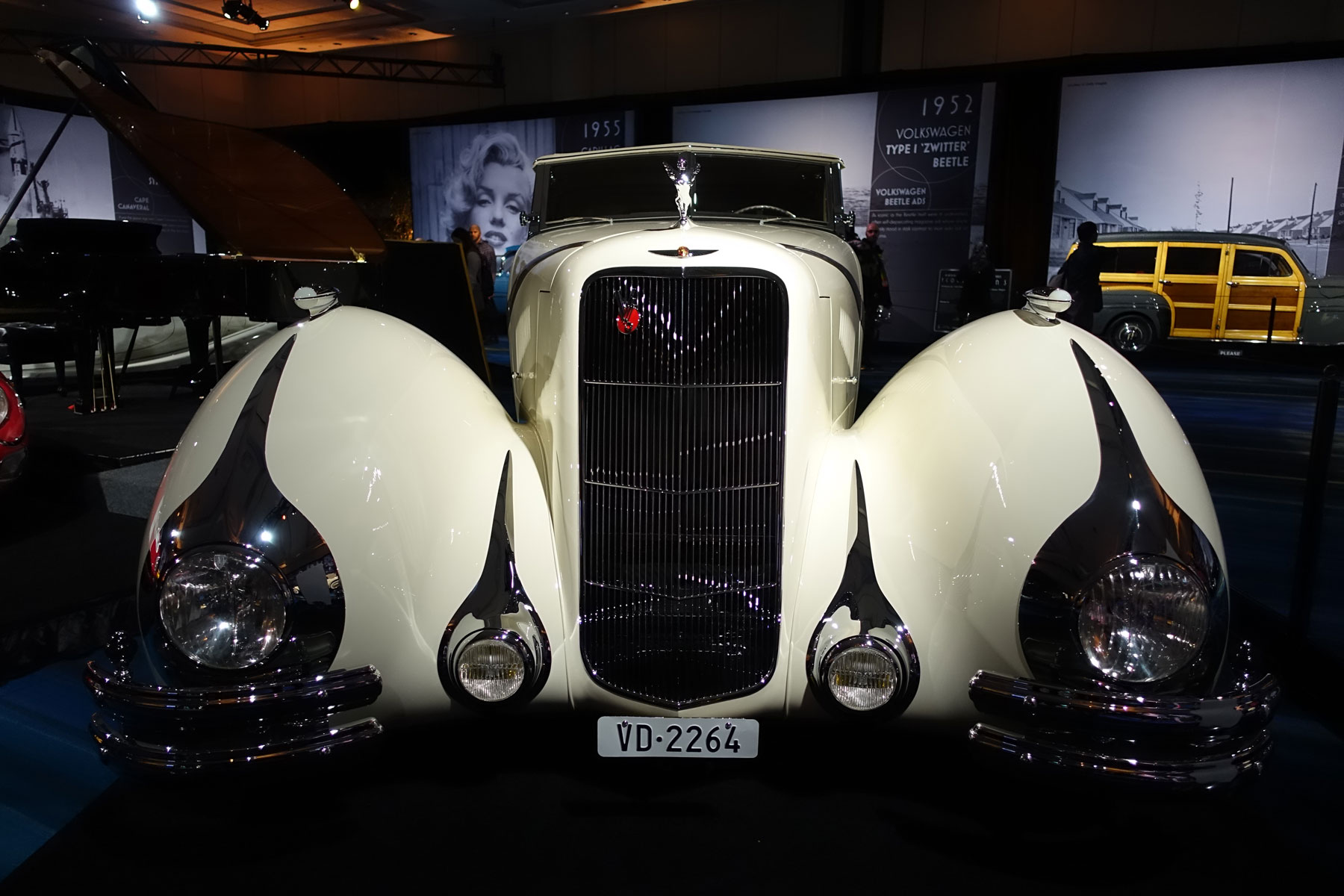 Classic Cars At The Toronto Auto Show 2019 Car Reviews And Tips