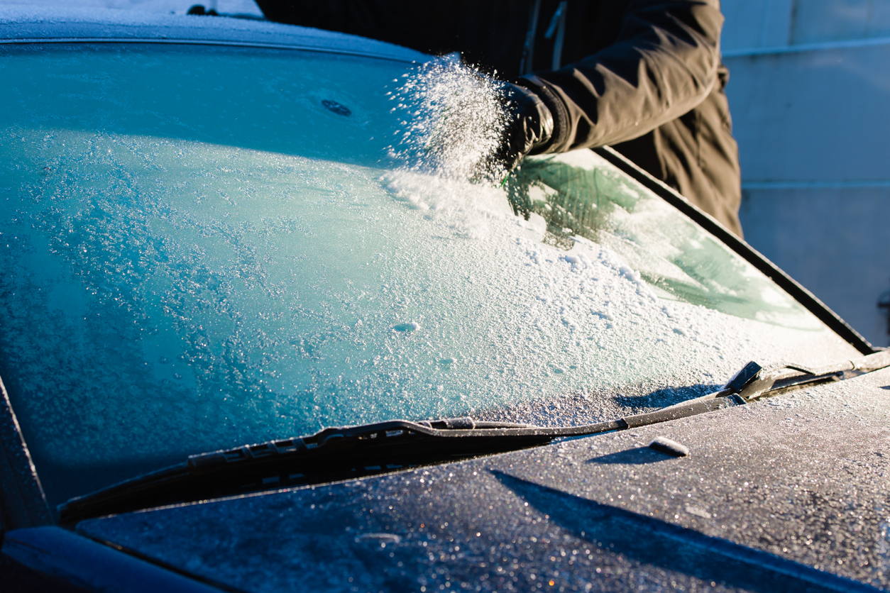 How to Defrost (and Defog) Your Car Car Reviews and Tips