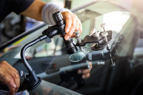 how much to replace windshield crack how much to replace windshield crack
