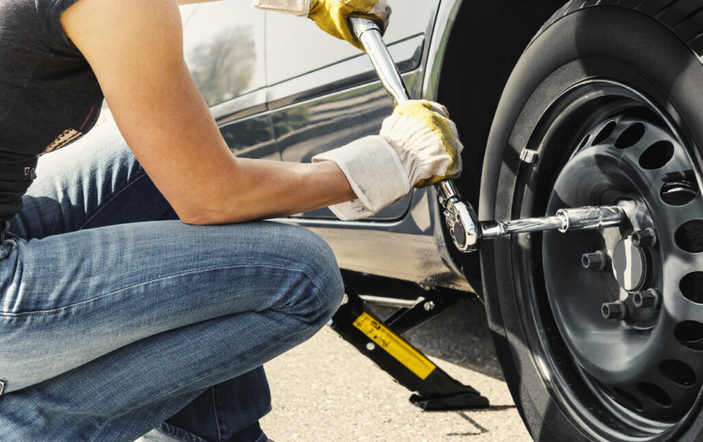 How To Change Your Own Tires This Winter Car Reviews And Tips